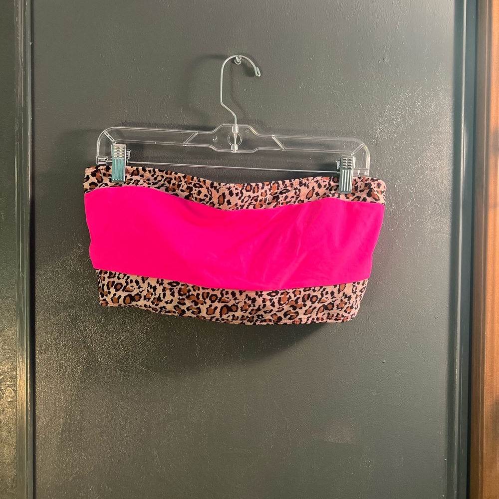 FREE WITH BUNDLE💜 Bandeau swim top